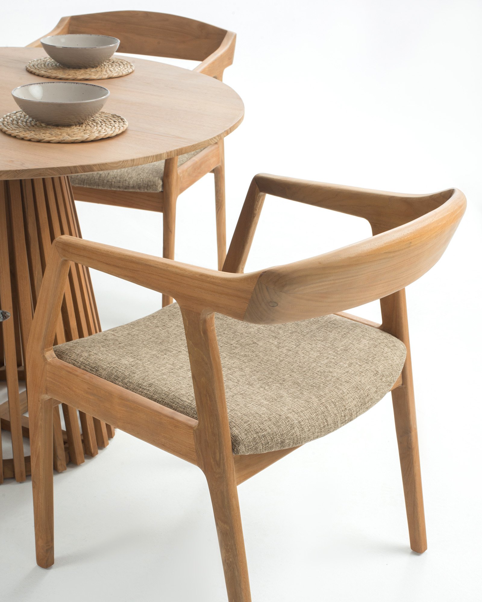 MUSHROOM DINING TABLE &HENDRY CHAIR Thumbnail